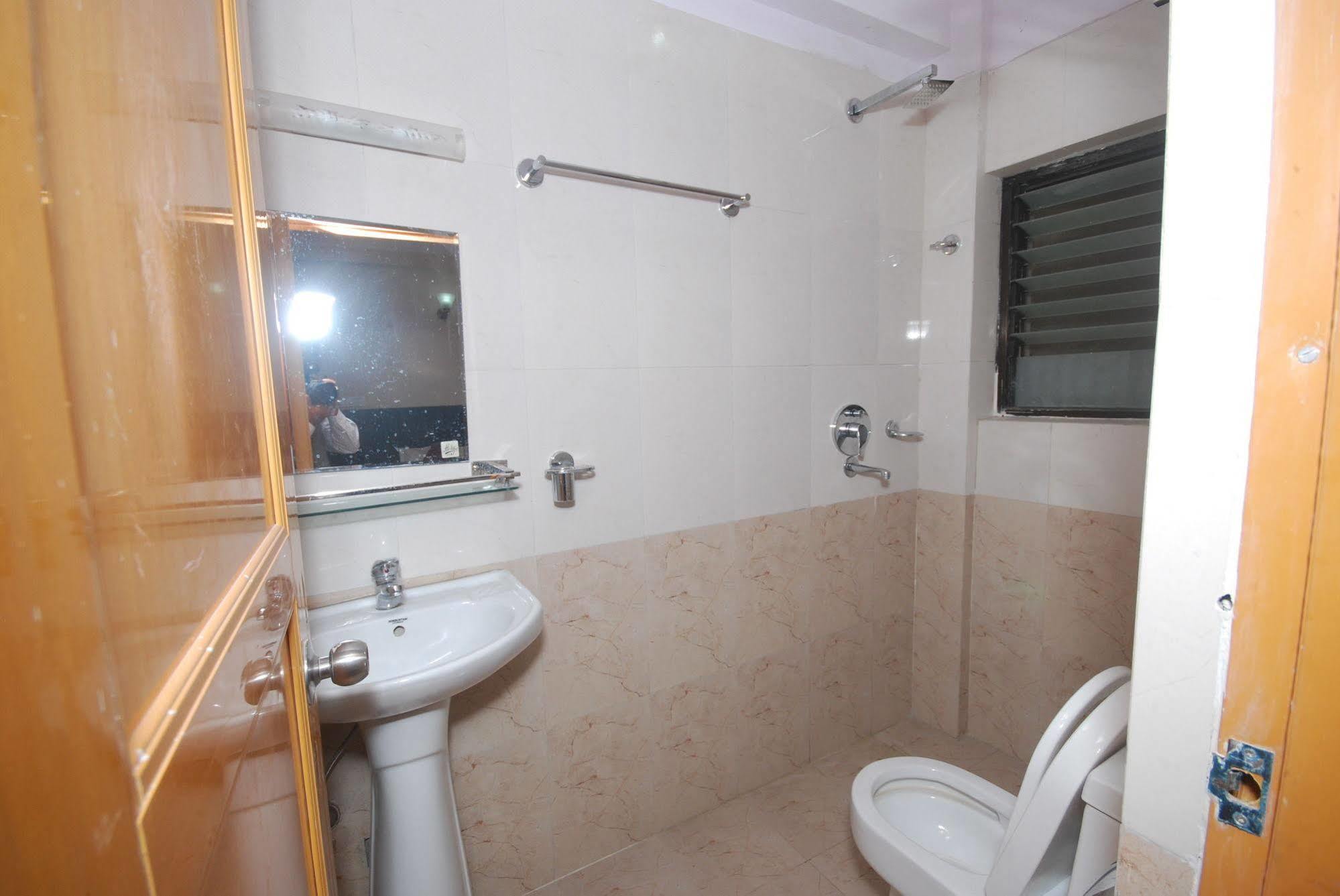 Kathmandu Sunny Hotel מראה חיצוני תמונה
